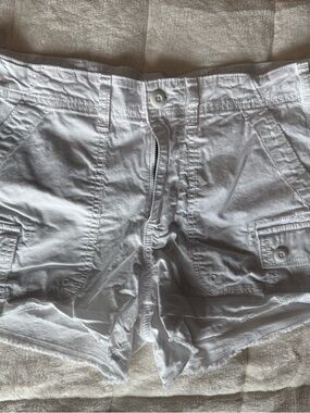 American Eagle Outfitters White Cargo Shorts
